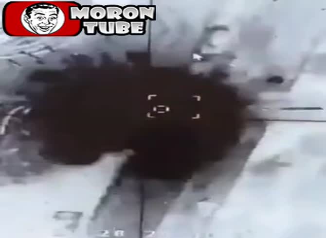 Video :A Russian convoy is struck and destroyed by a drone